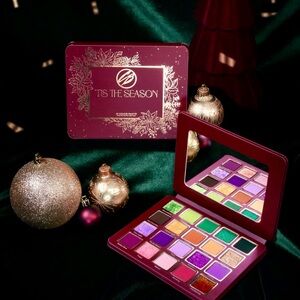 Cosmic Brushes co UK Limited Edition ‘Tis The Season Eyeshadow Palette BRAND NEW